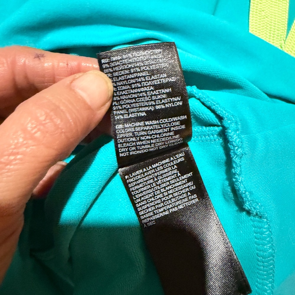 The North Face Teal Sweatshirt with lime green  Details - Picture 8 of 9
